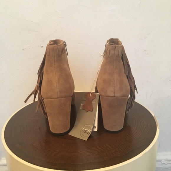 Western-style Fringe Tassels Tan Suede Ankle Boots - Picture 3 of 7